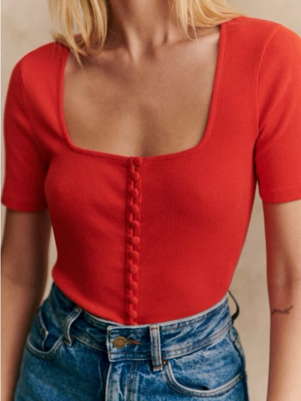 Sezane Grant Top Square Neck Short Sleeve Knit Top in Red